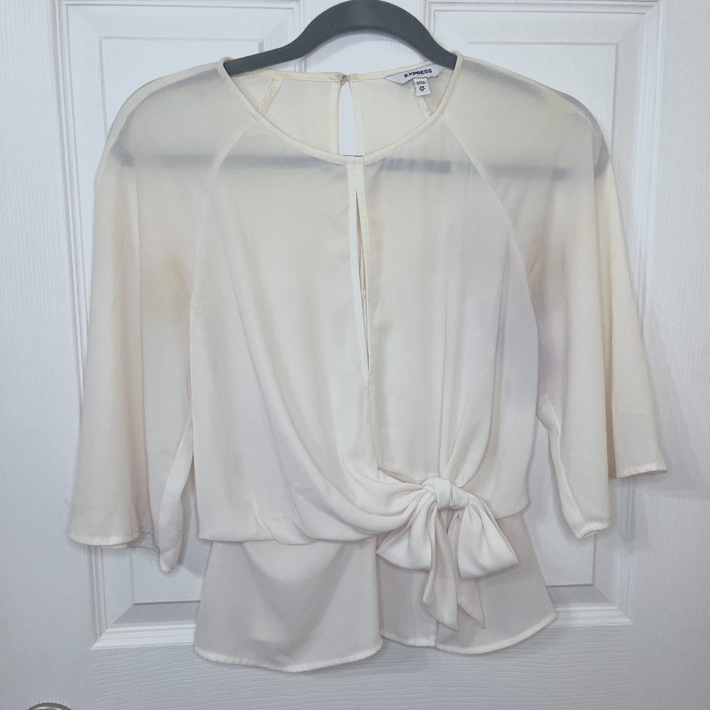 Express XS Cream Blouse